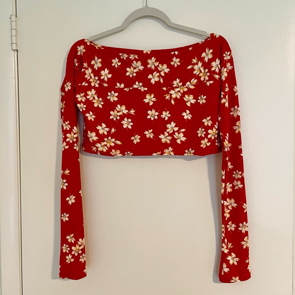 Rubiawear Vika Top Red Floral Adult Small